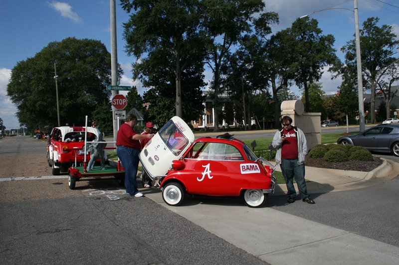 HomecomingParade09/2009HCRS120.JPG